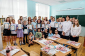 БСМП поздравила учеников ДШИ 18