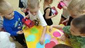 Поделки и рисунки к Новому году