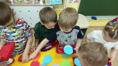 Поделки и рисунки к Новому году
