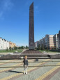Возложение цветов к обелиску