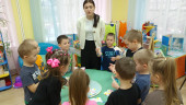 ДПИ "Украшение кокошника для Снегурочки"