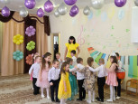 Магазин для мам. 8 марта в подготовительной группе