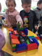 НОД. КОНСТРУИРОВАНИЕ В 1 МЛАДШЕЙ ГРУППЕ "ГАРАЖ"
