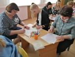 «Арт - терапия в работе с детьми с ОВЗ» (консультация),  «Изотерапия – как метод арт – терапии» (мастер класс) 