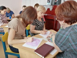 «Арт - терапия в работе с детьми с ОВЗ» (консультация),  «Изотерапия – как метод арт – терапии» (мастер класс) 