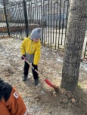"Кто привык трудиться, тому без дела не сидится" (трудовые будни ребят)