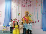 Утренник 8 Марта