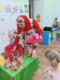 С наступающим праздником, дорогие женщины!