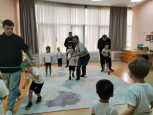 Весёлые старты "Вместе с папой"