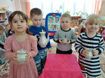 «Что такое этикет?» во 2 младшей группе «Сказка» 