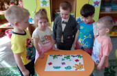 Рисование с помощью камешек Марблс 
