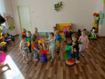 «Не смотрите, что мы малы, всё ж веселимся мы от души!» 
