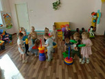 «Не смотрите, что мы малы, всё ж веселимся мы от души!» 