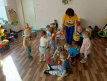 «Не смотрите, что мы малы, всё ж веселимся мы от души!» 