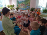 "Давайте жить дружно"