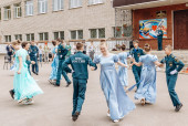 В школе №18 отгремел кадетский бал