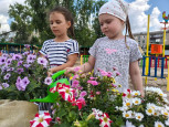 Наши юные садовники: 🌳🌳🌳🌸🌸🌸 выращиваем заботу и собираем первые успехи!!! 