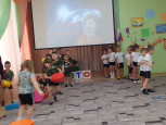 Тематическое развлечение "Мы - космонавты"