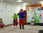 Фунтик в гости всех пригласил и ребят развеселил