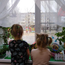 Пришла весна! А с весной - работа. Много у нас хлопот, Сеем новый огород!