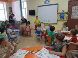 Агитбригада "Не рубите ёлочки ради Нового года" в рамках проекта "Елочка, живи!"