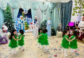 Утренник "Здравствуй Новый Год".