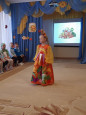 Утренник на тему :"                              Особенно красиво осенью в России!"