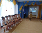 Физкультурно-познавательное развлечение на тему: "Школа юных космонавтов."