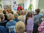 Экскурсия в библиотеку
