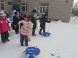 Зимний спортивный праздник в старшей группе "Золотой ключик"