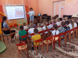 Сегодня в детском саду отметили День Государственного флага Российской Федерации