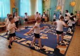 В старшей группе №3 "Березка" прошел спортивный праздник "Очень любим мы играть: бегать, прыгать и скакать!"