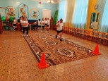 Воспитанники старшей группы №2 "Радуга" приняли участие в спортивном мероприятии «Юные ГТО - шки!», посвящённом 90-летию ГТО