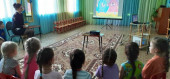 Воспитанники средней группы встретились с инспектором ГИБДД 