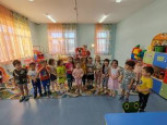 а «К сожаленью, день рожденья только раз в году» 
