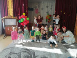 Осень золотая в гости к нам пришла