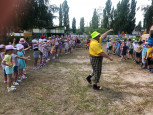 Клоуны в гостях у ребят