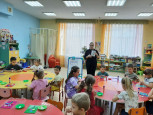 Аппликация "Подарок маме"