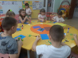 Аппликация "Новогодняя елочка"