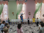 Осенние утренники младших групп