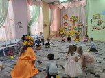 Осенние утренники младших групп