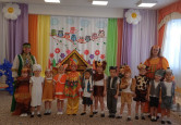 Театральная весна!