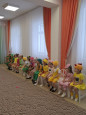 "Милой маме дарим мы тепло..."