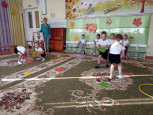 Спортивное развлечение "В гости к Лесовичку"