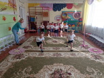 Спортивное развлечение "В гости к Лесовичку"