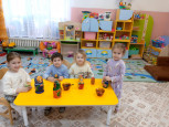 Народные промыслы в средней гр.