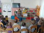 апрель