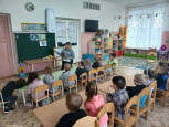 апрель