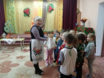 Клубный час