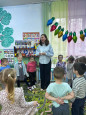 Психолого-педагогическое занятие в средней группе "Цыплята" : "Страна Вообразилия"
